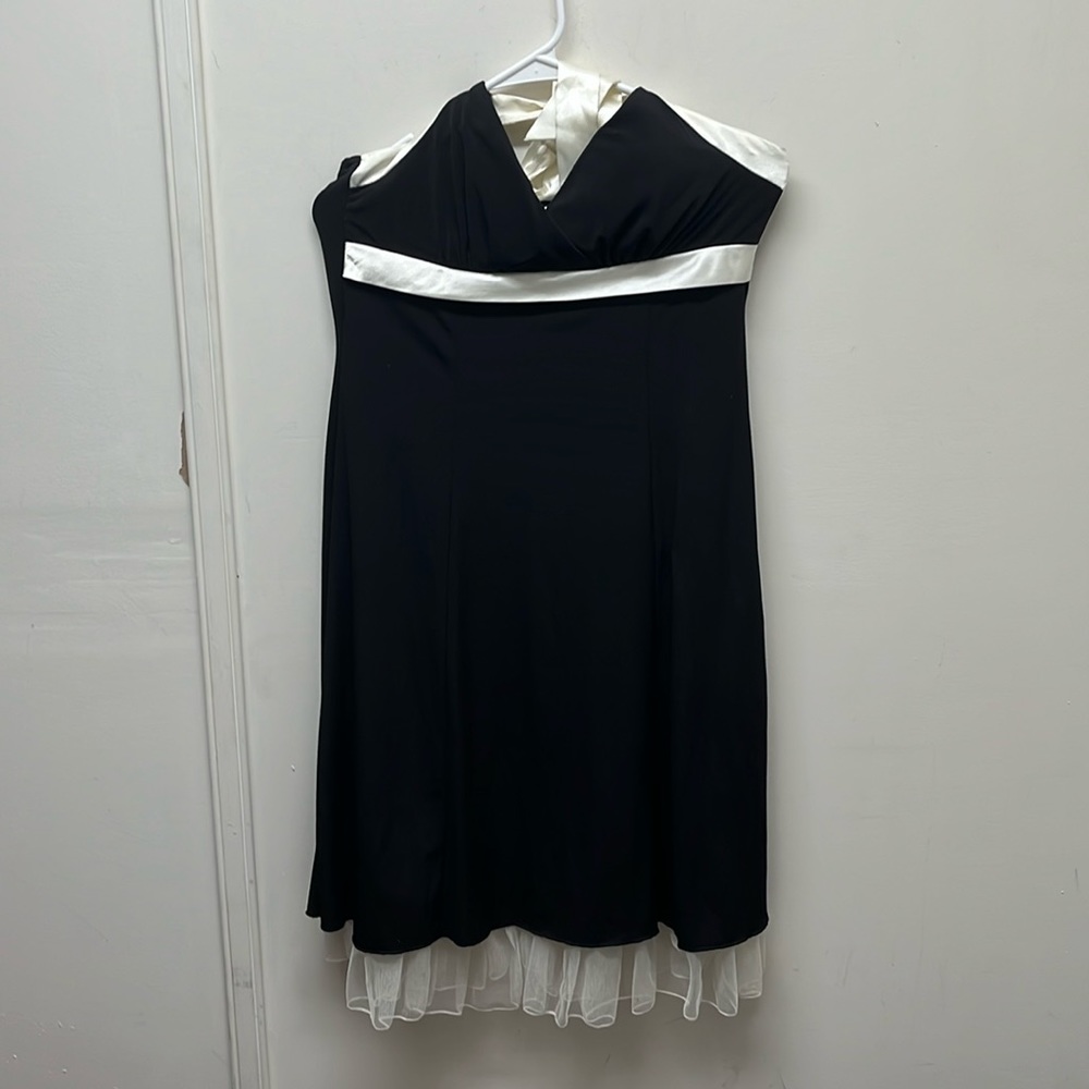 Party Black Tie-Neck Dress - Size L